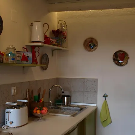 Spitaki γραφείο Апартаменты *