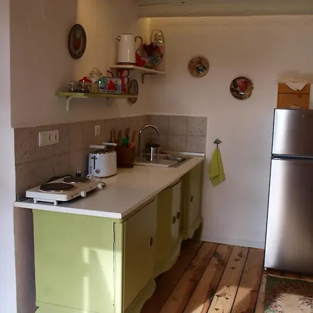 Spitaki γραφείο *