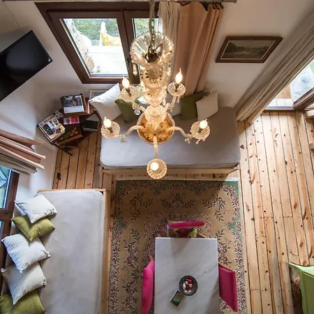 Spitaki γραφείο