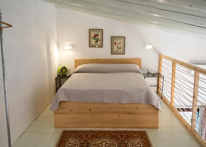 Apartament Spitaki γραφείο *